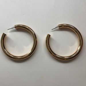 Large gold hoops